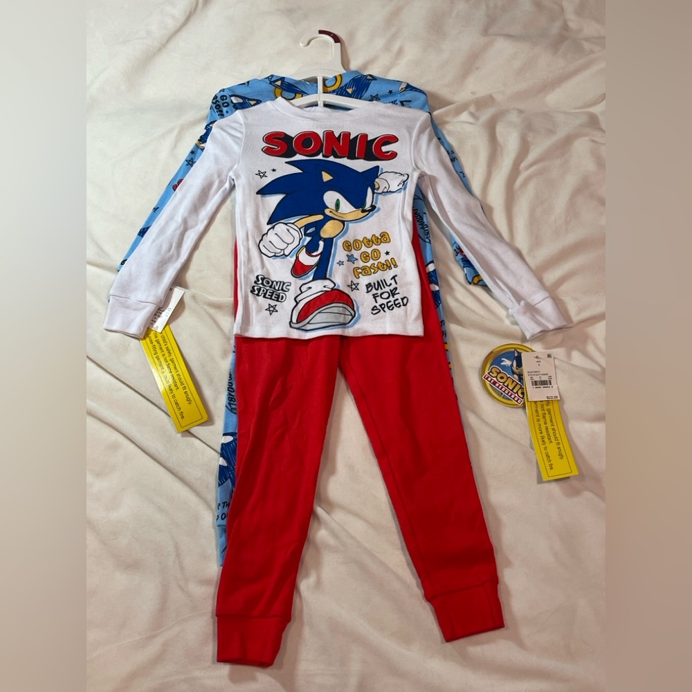 NWT Sonic the Hedgehog 4-Piece Pajama Set